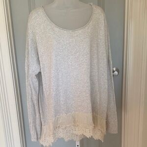 Light Gray Lace-Hem Long Sleeve Women's Top
